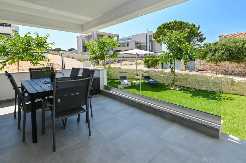 House Olive Garden 2 in Novalja