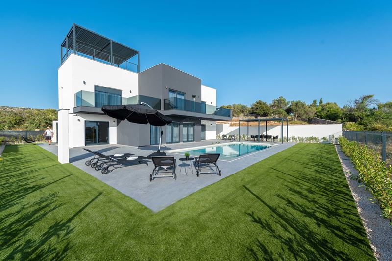 Private Luxury Villas