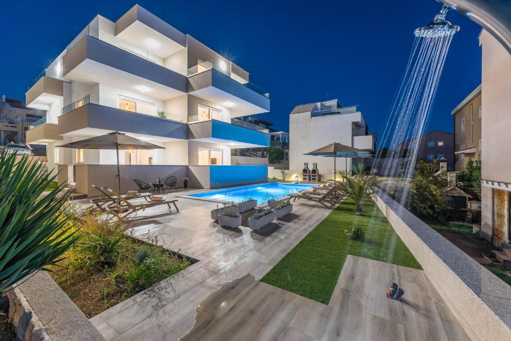 Villa Meteorite in Novalja